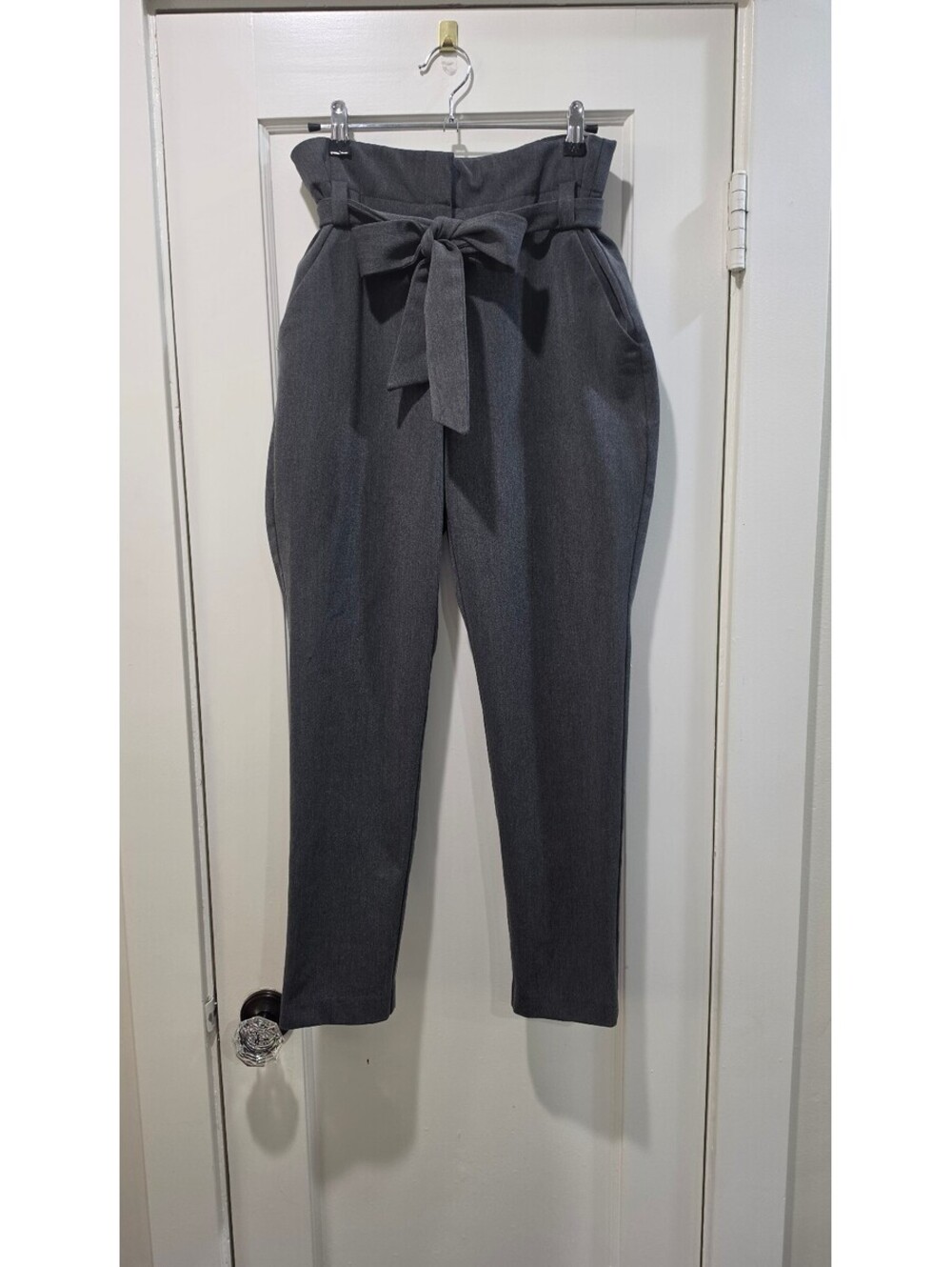 7th Avenue Design Studio Gray Paperbag Waist Pants Size 6